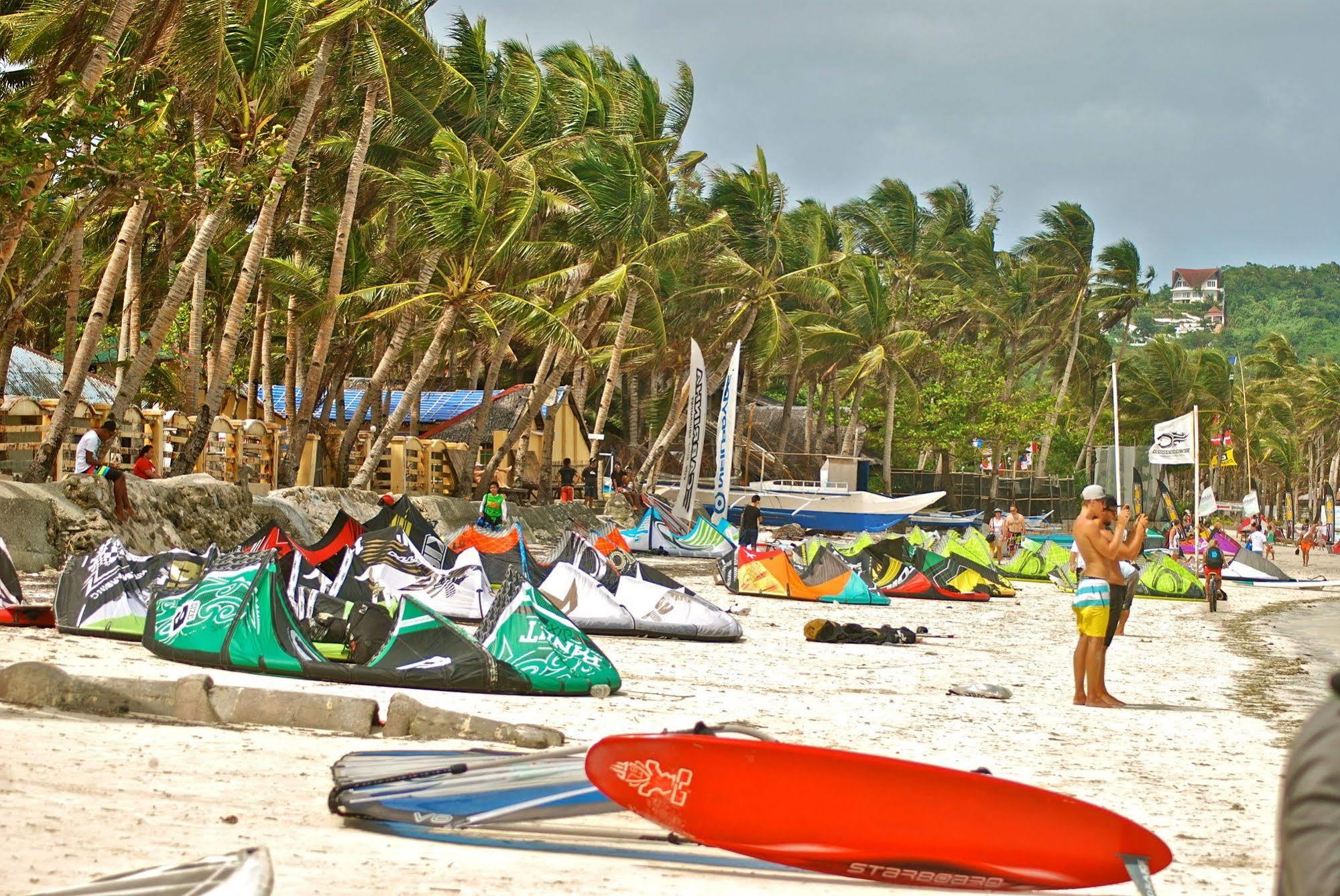Rieseling Boracay Beach Resort Balabag  Dış mekan fotoğraf